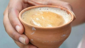 Your monsoon cravings for chai and pakoda could be cancer traps; warns a specialist