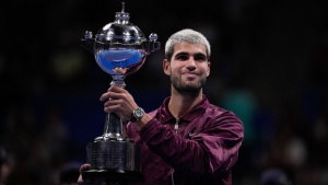 Carlos Alcaraz Dominates Taylor Fritz to Clinch Japan Open Title, Extends Winning Streak