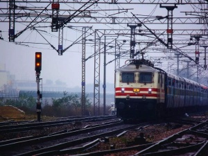 Indian Railways to Prioritize Aadhaar-Verified Users for Initial Online Ticket Bookings Starting October 2025