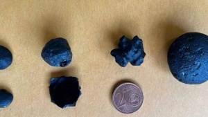 Rare Australian Glass Fragments Unearth Evidence of Ancient Asteroid Impact; Crater Location Remains a Mystery