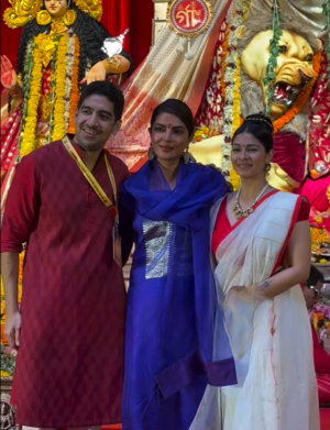 Priyanka Chopra Joins Ranbir Kapoor, Bipasha Basu at Star-Studded Durga Puja Celebration Hosted by Rani Mukerji and Kajol's Family