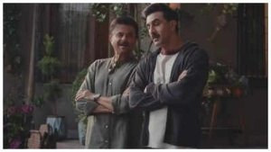 'Everyone is looking at me': Anil Kapoor recalls Ranbir Kapoor's words after Shamshera flopped