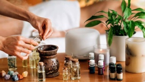 Can Aromatherapy cause potential harm? 3 things to know about this alternative medicine