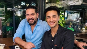 Yuvraj Singh's Prophecy: Abhishek Sharma Foresees India Call-Up in the Next Few Years Thanks to Mentor's Guidance