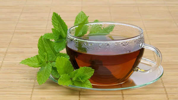 Refreshing peppermint tea