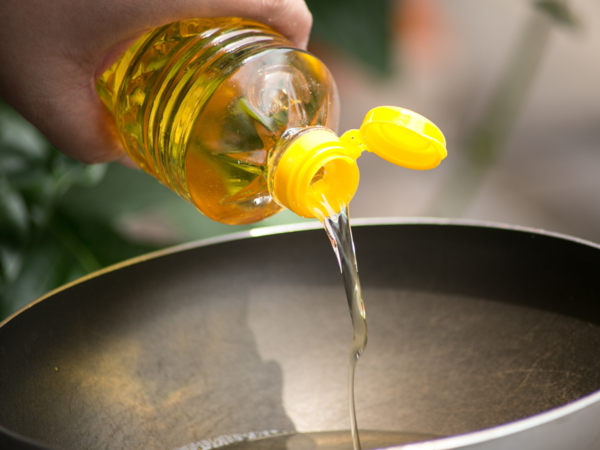 Brominated vegetable oil used in citrus drinks